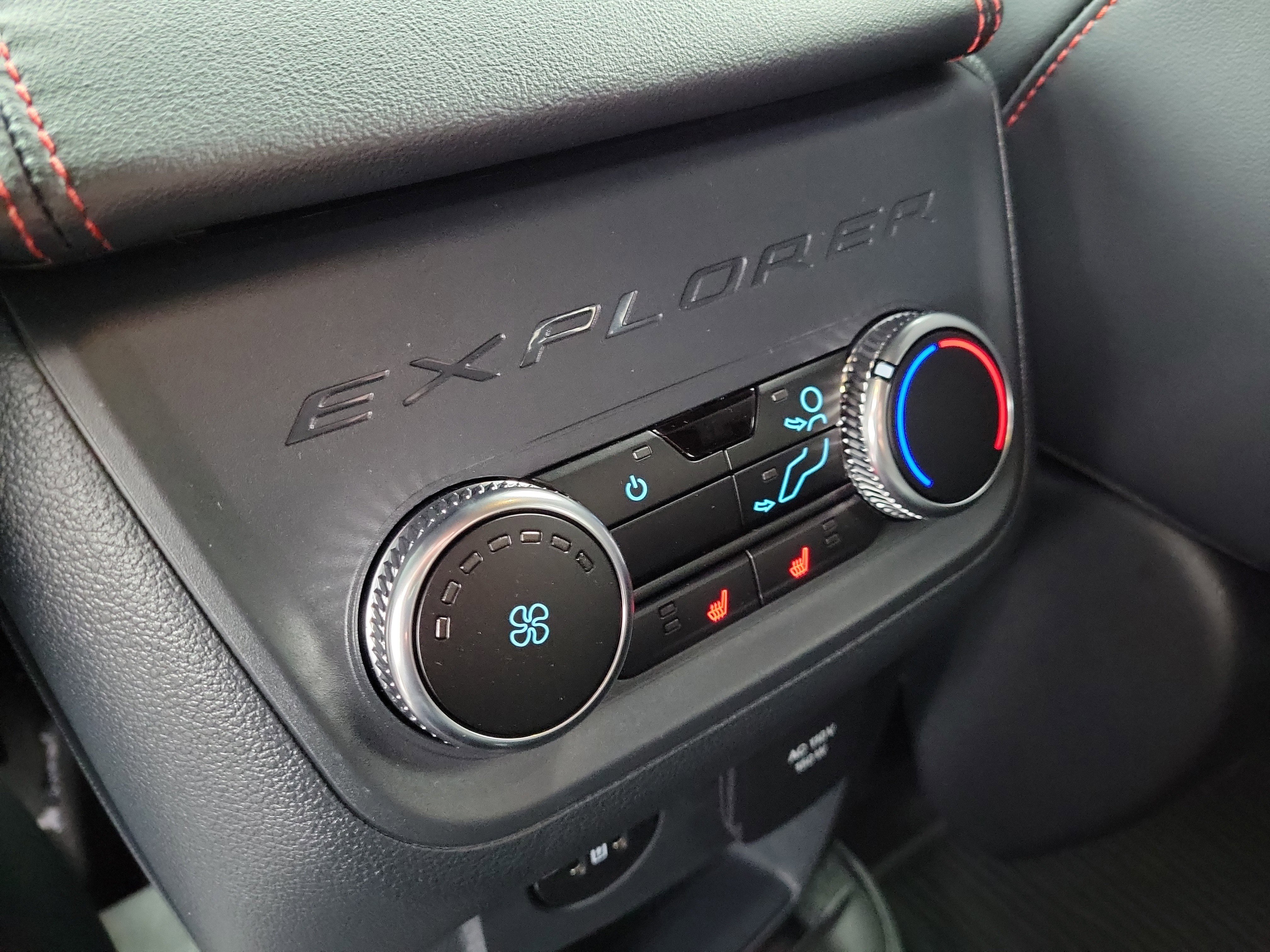 New 2026 Ford Explorer ST w/ Sun And Sound Package image 12