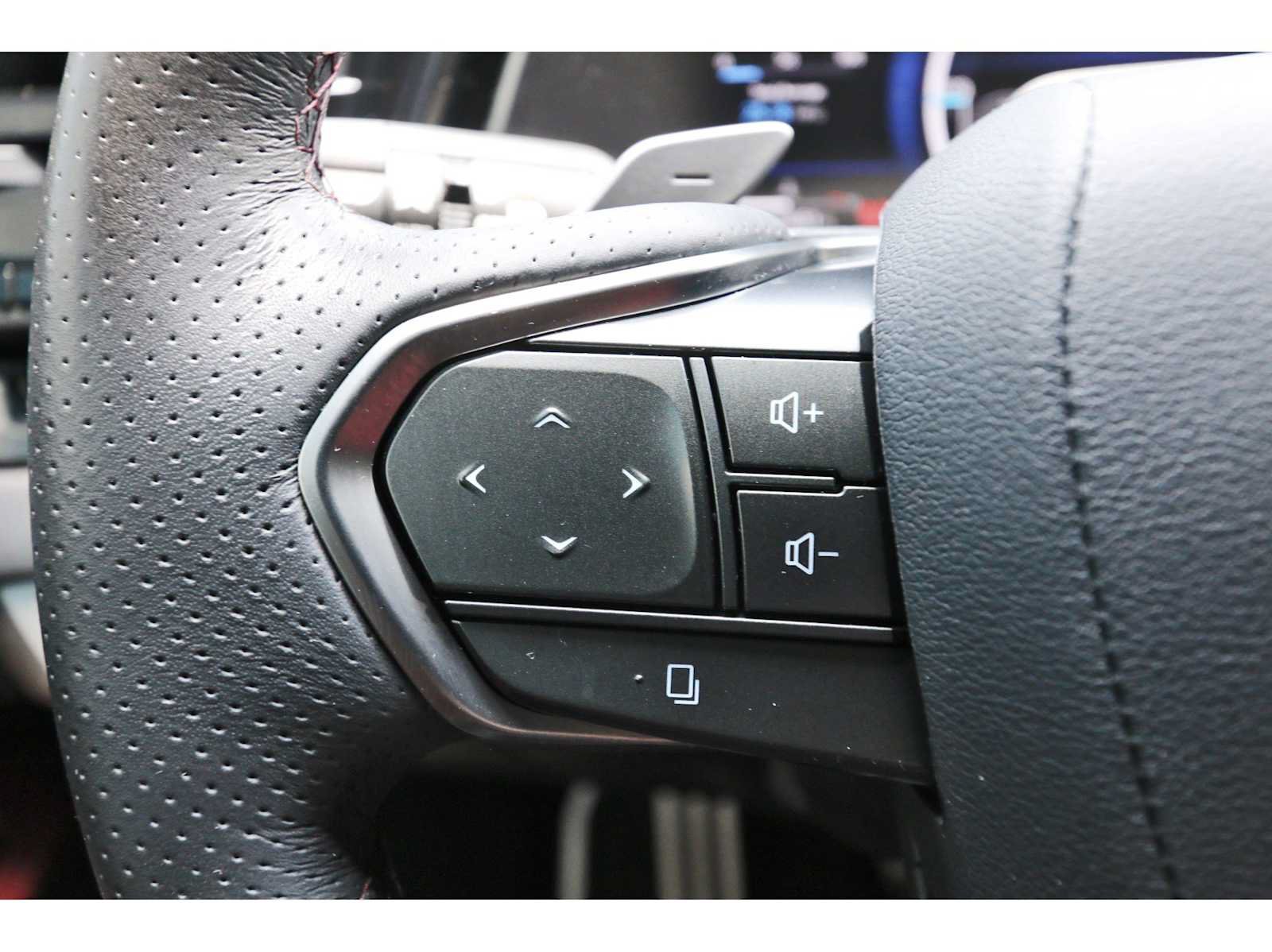 Used 2025 Lexus RX 500h F Sport w/ Convenience Package AWD/4WD image 15
