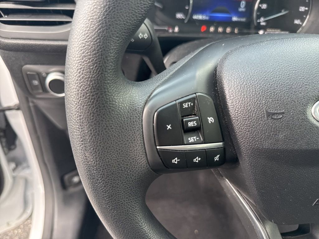 Used 2022 Ford Escape SE image 18