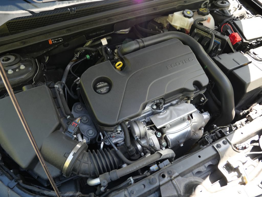 Used 2024 Chevrolet Malibu LT FWD image 11
