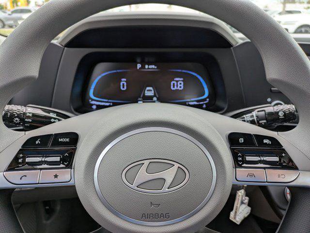 New 2026 Hyundai Elantra SE image 18