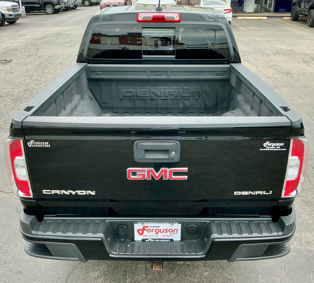 Used 2017 GMC Canyon Denali image 18