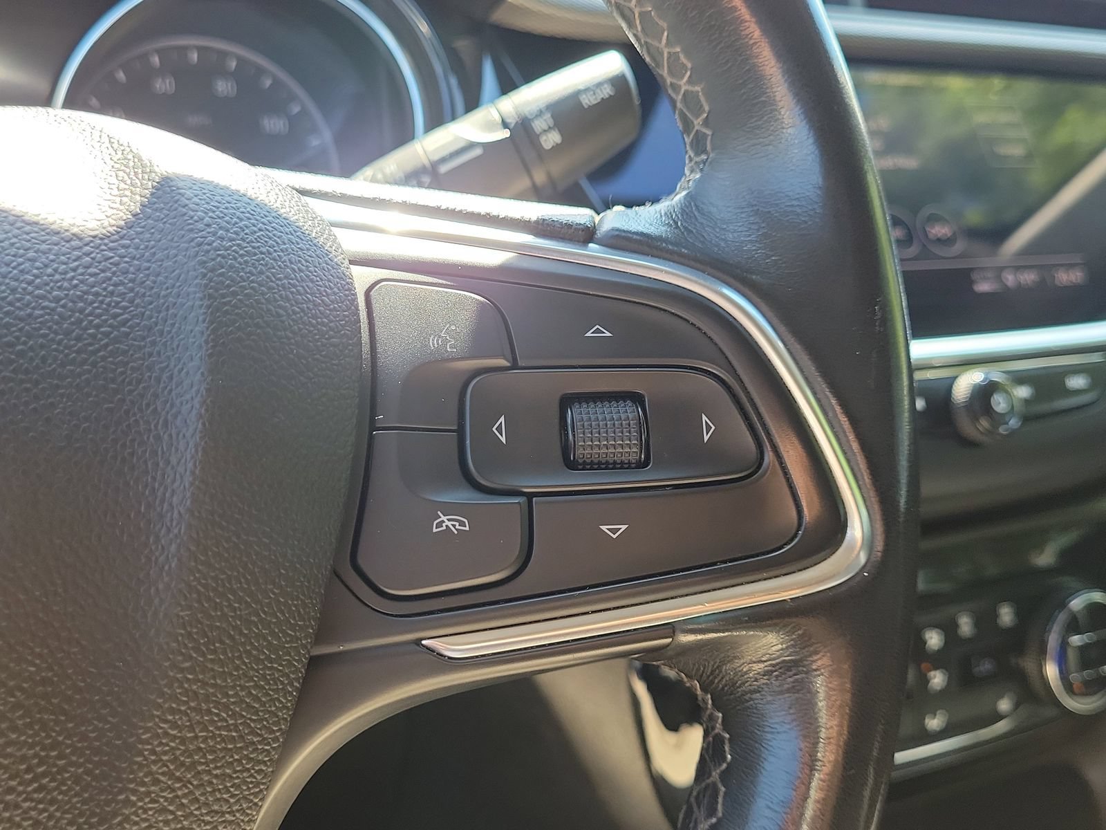 Used 2020 Buick Encore GX Select FWD image 20