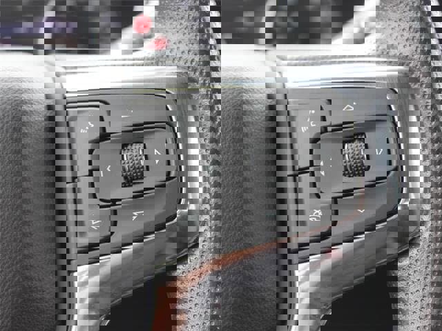 Used 2023 Chevrolet Blazer LT w/ Convenience Package image 11