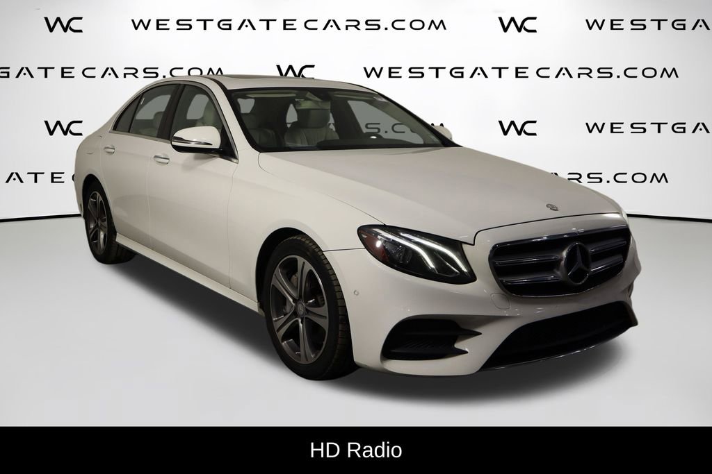 Used 2017 Mercedes-Benz E 300 4MATIC image 4