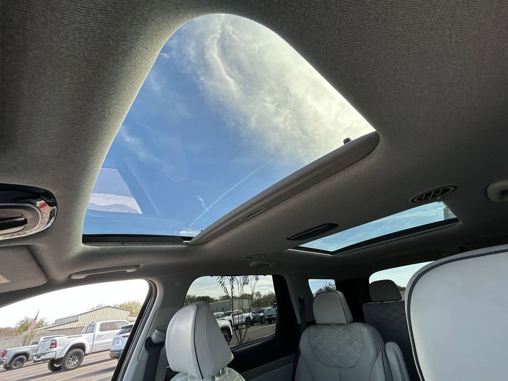 Used 2022 Hyundai Palisade Limited image 19