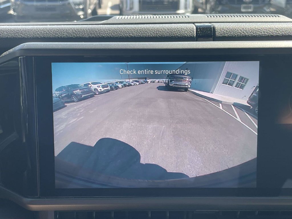 Used 2025 Jeep Wrangler Sport AWD/4WD image 19