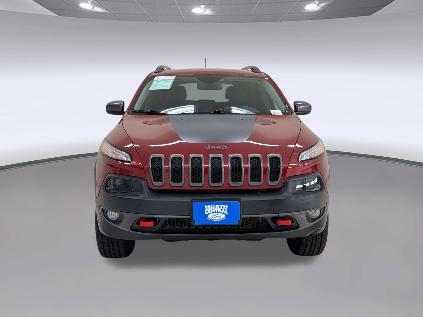 Used 2017 Jeep Cherokee Trailhawk w/ Cold Weather Group AWD/4WD image 6