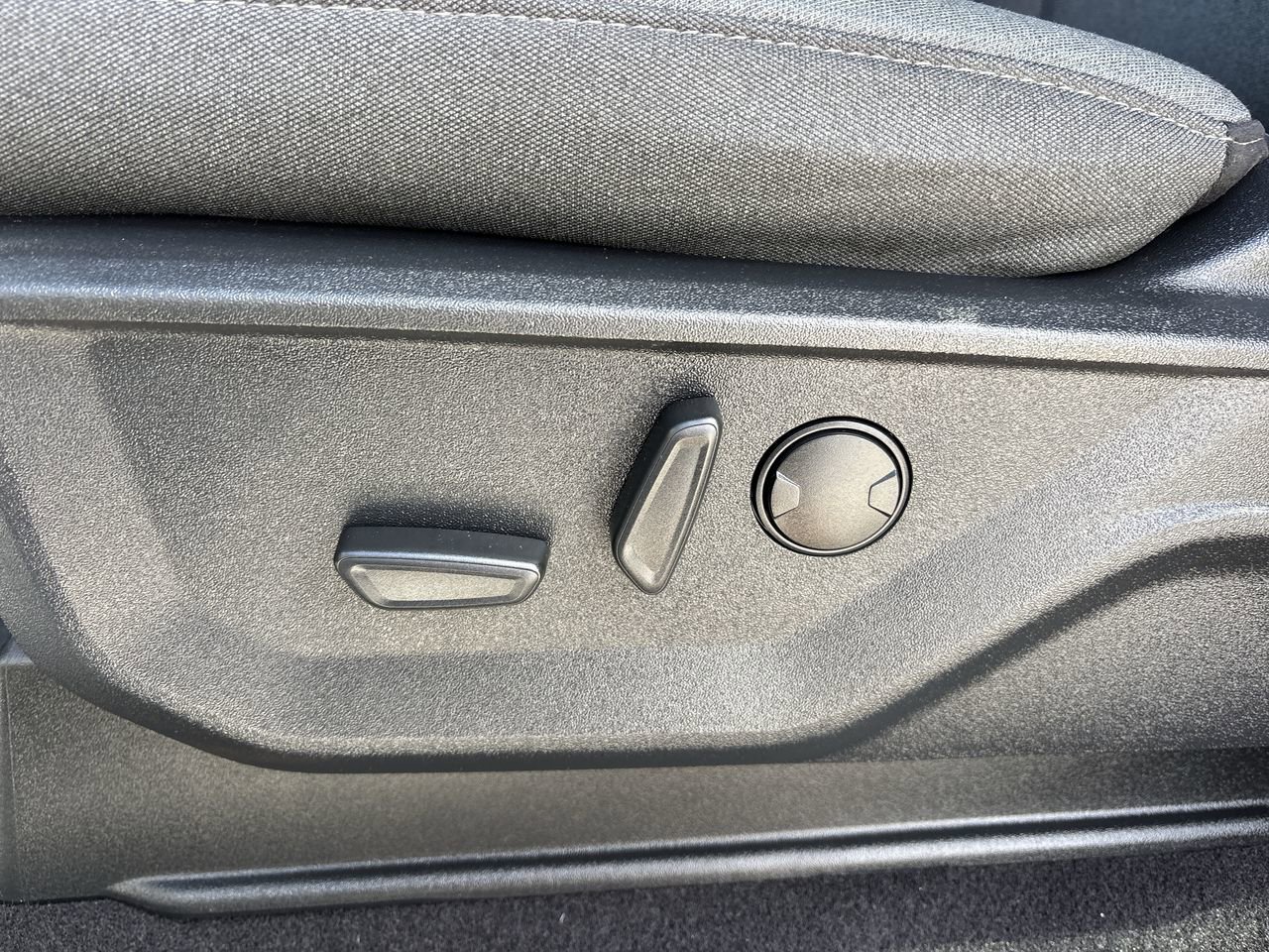 Used 2023 Ford F150 XLT w/ Equipment Group 302A High image 18