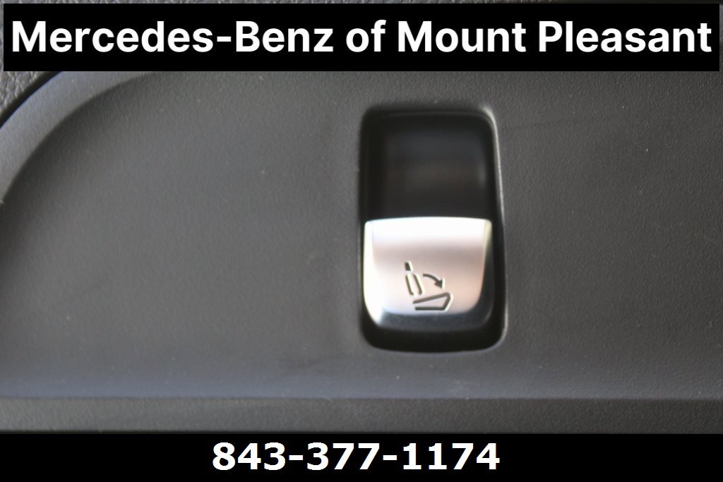 Certified 2022 Mercedes-Benz GLC 300 image 9