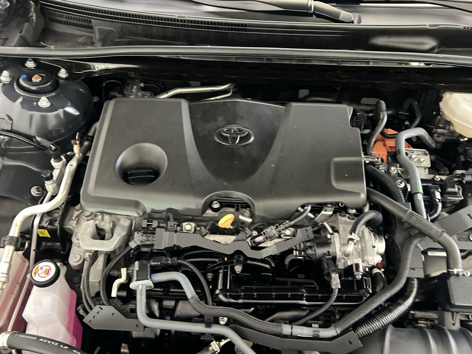 Used 2025 Toyota Camry SE FWD image 26