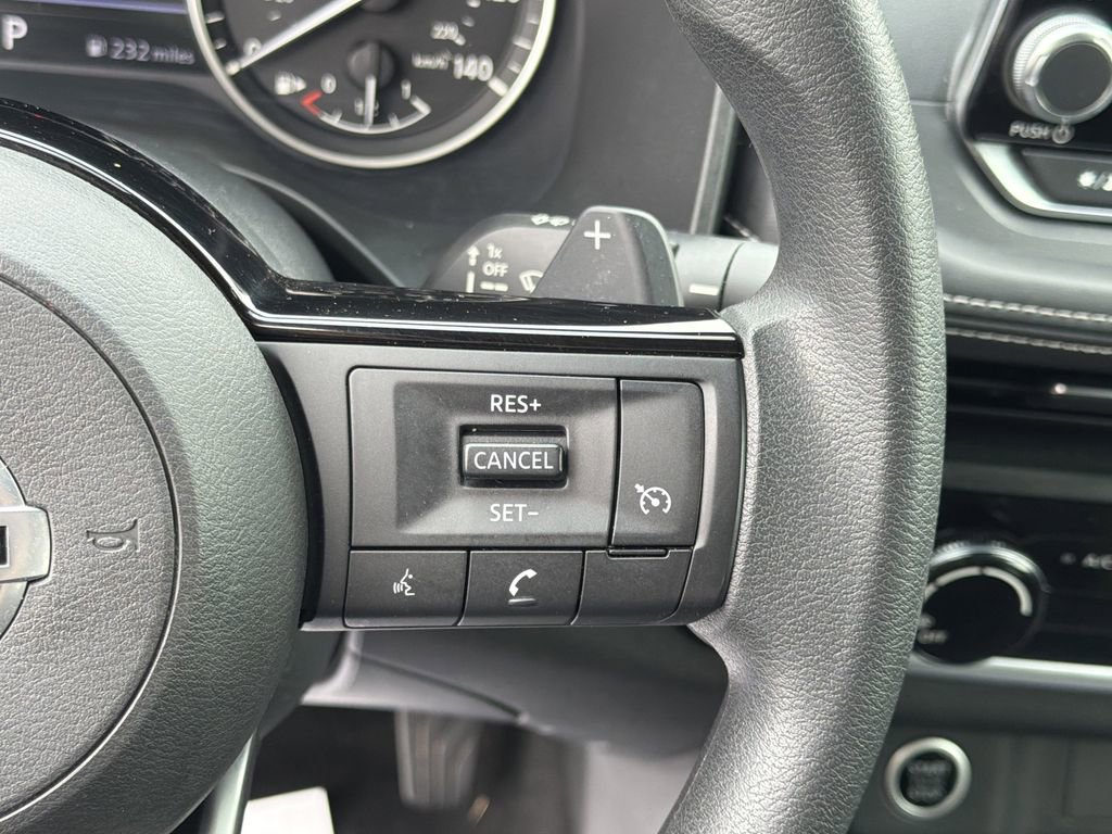 Used 2021 Nissan Rogue S image 25