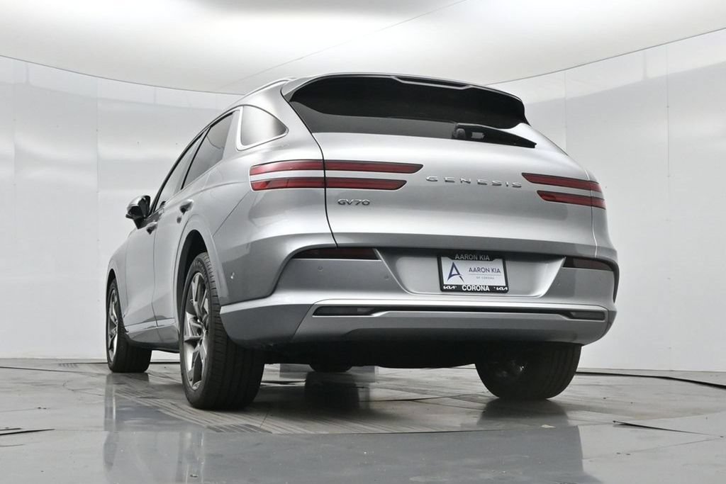 Used 2025 Genesis Electrified GV70 w/ Prestige Package AWD/4WD image 57