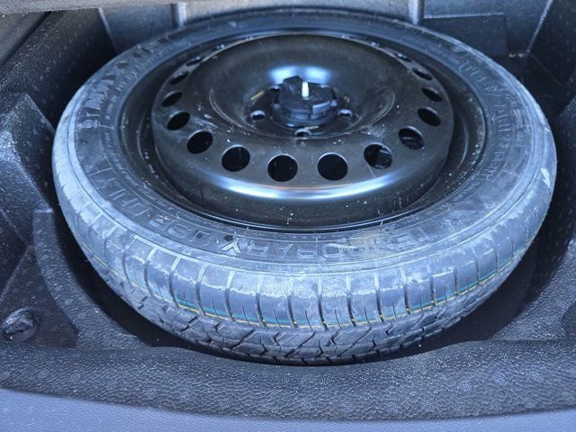Used 2021 Buick Envision Essence w/ Sport Touring Package FWD image 14