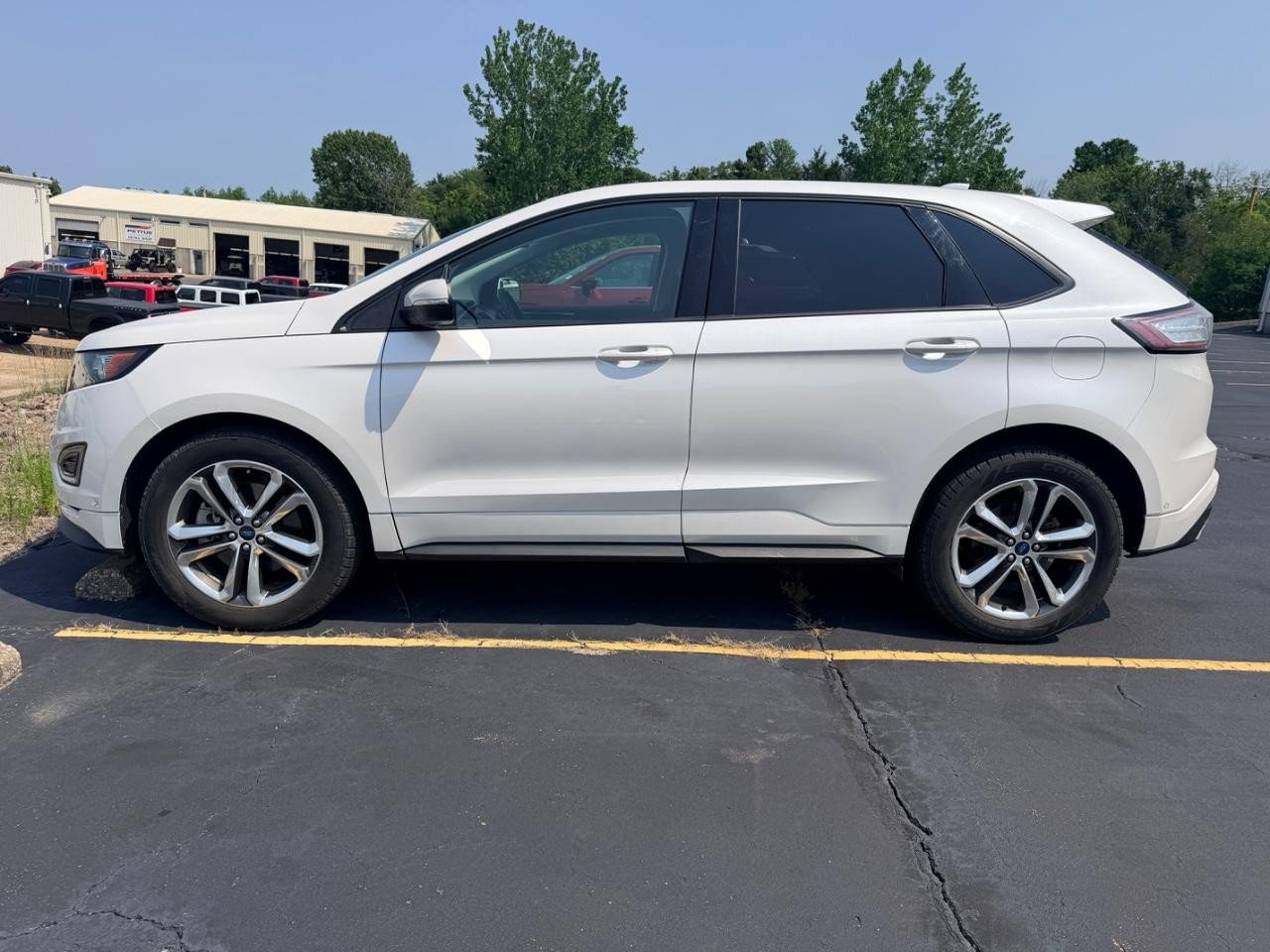Used 2018 Ford Edge Sport w/ Equipment Group 401A AWD/4WD image 4