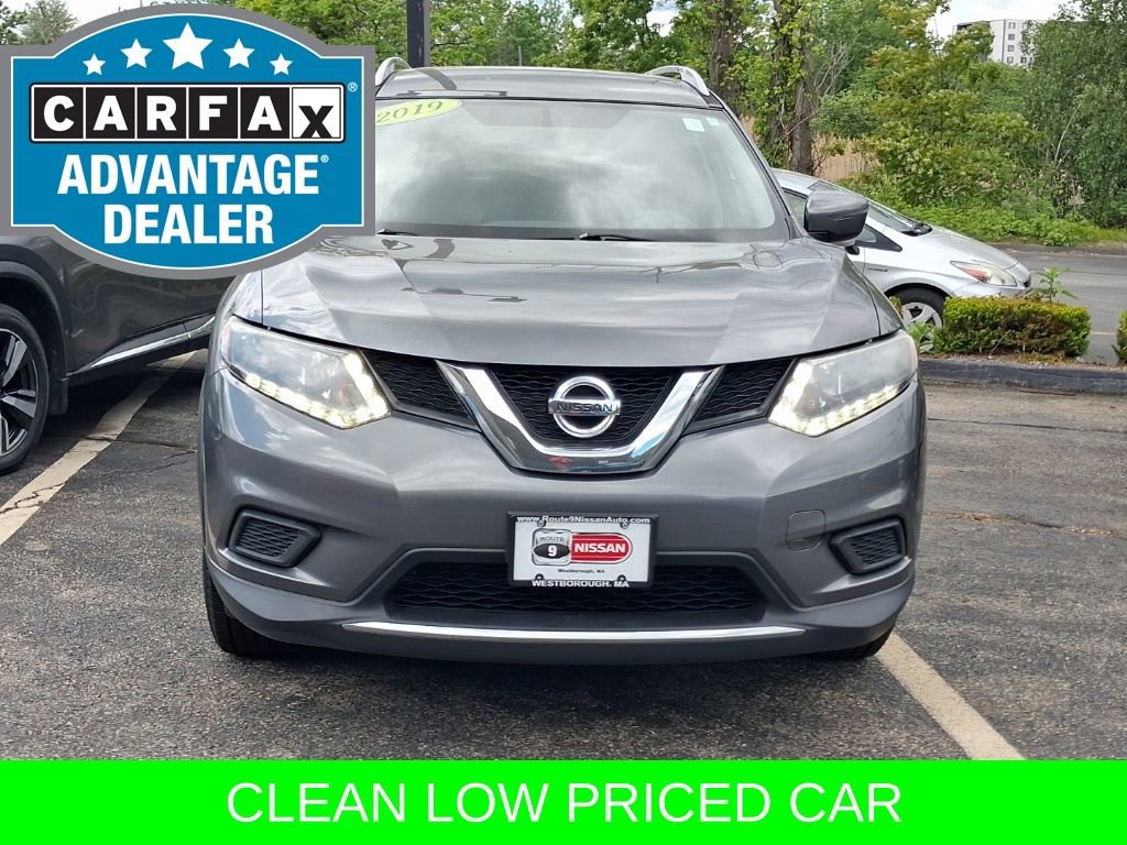 Used 2016 Nissan Rogue S w/ Appearance Package AWD/4WD image 3
