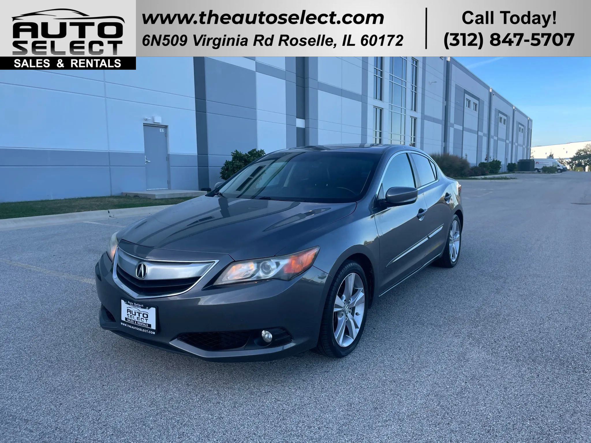 Used 2013 Acura ILX w/ Technology Package