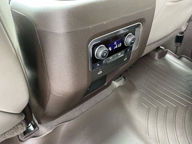 Used 2021 Chevrolet Tahoe LT w/ LT Signature Package RWD image 24