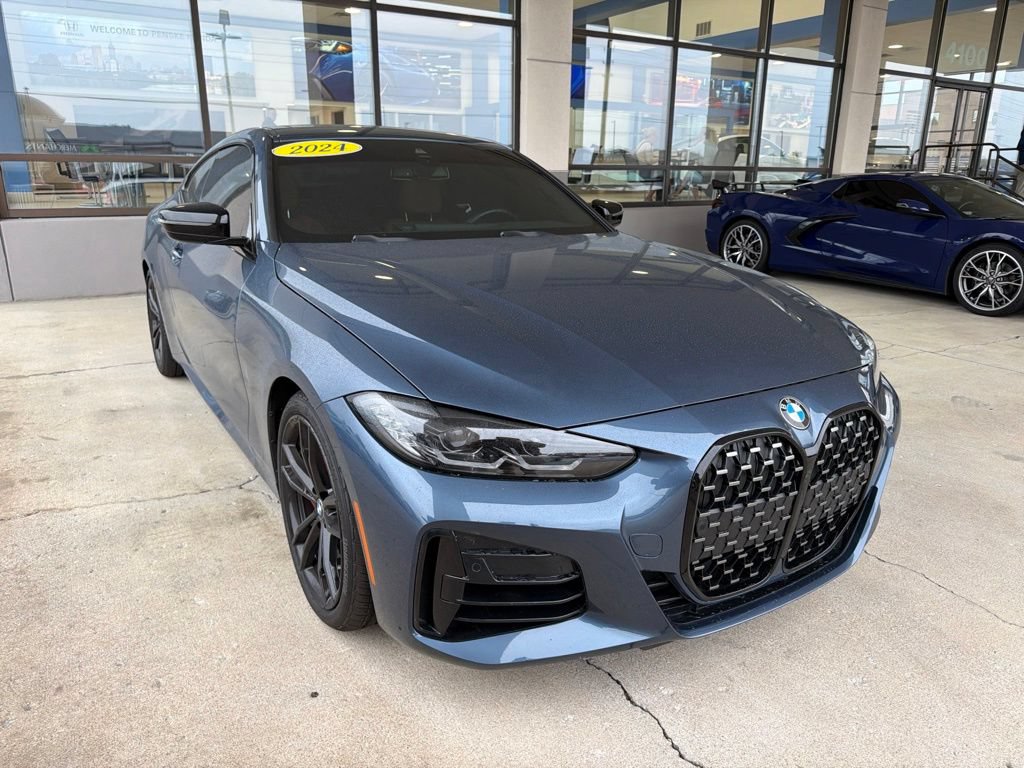 Used 2024 BMW M440i Coupe w/ Premium Package RWD image 4