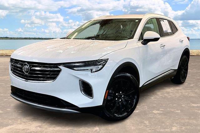 Used 2023 Buick Envision Essence image 3