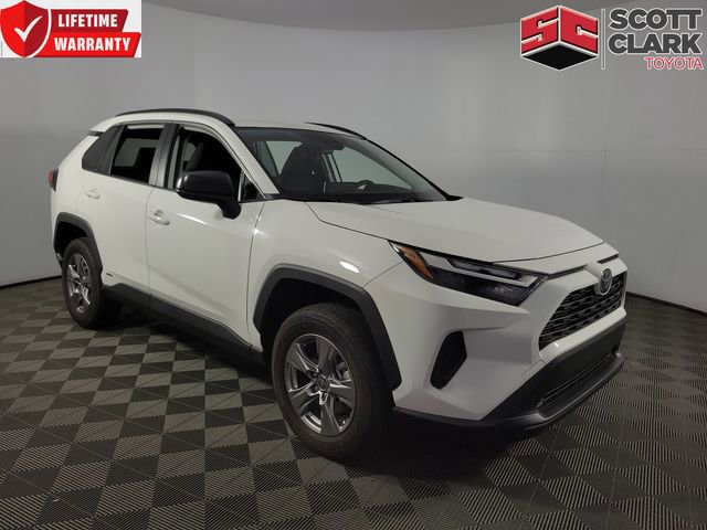 Used 2025 Toyota RAV4 LE AWD/4WD image 1