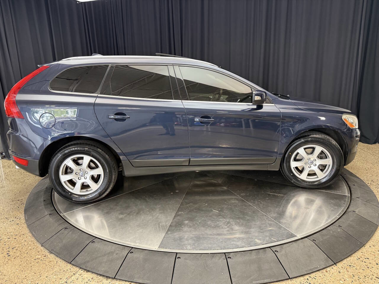Used 2012 Volvo XC60 3.2 Premier Plus AWD/4WD image 6