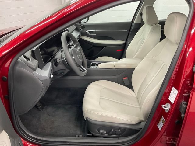 Used 2025 Hyundai Sonata SEL FWD image 21