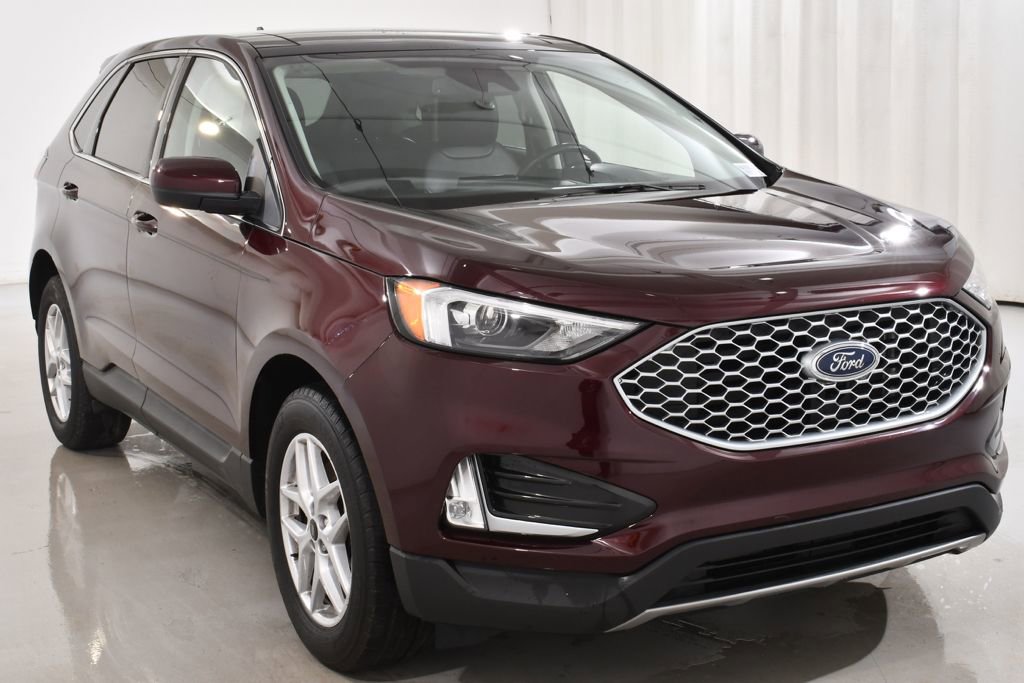 Used 2024 Ford Edge SEL w/ Convenience Package image 4