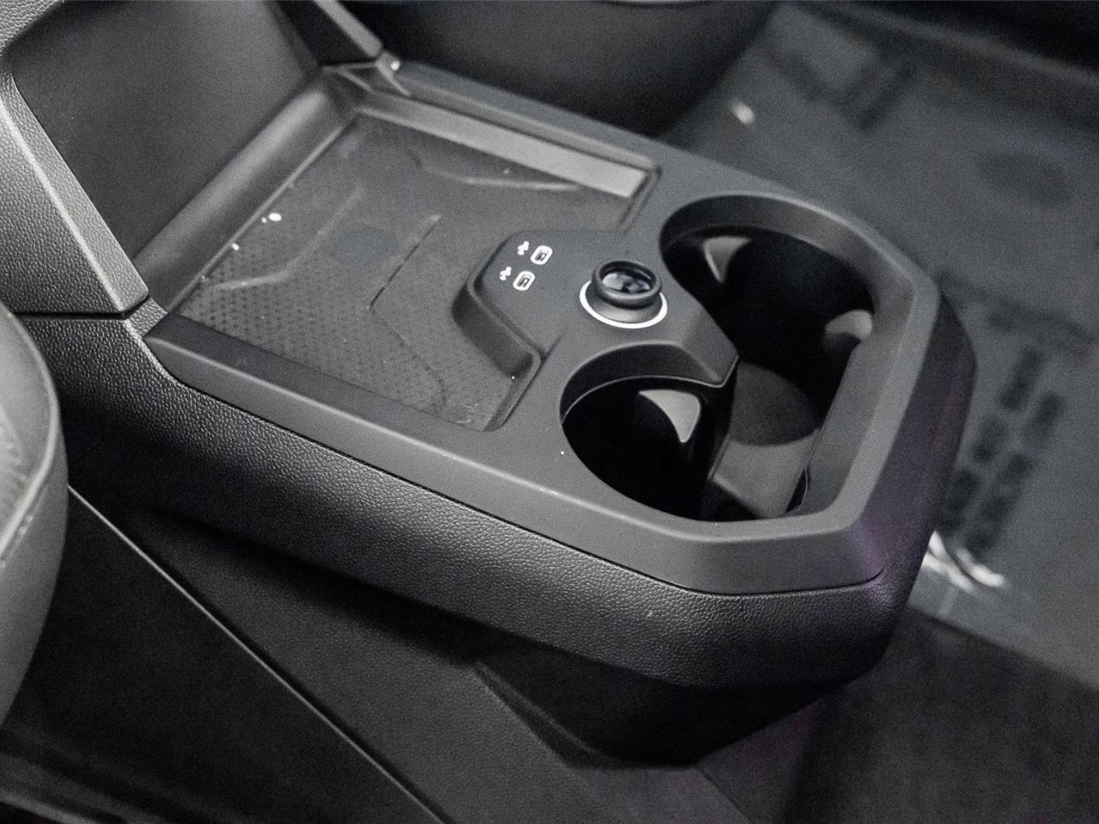 Used 2024 BMW iX M60 image 35