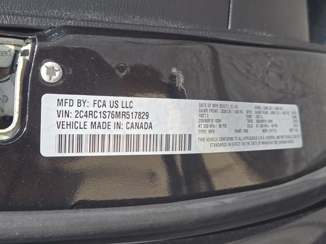 Used 2021 Chrysler Pacifica Limited w/ Premium & Safety Sphere Group FWD image 36