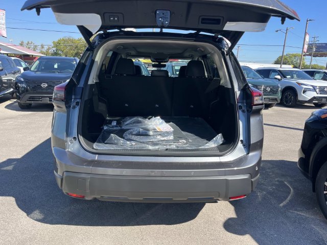 New 2026 Nissan Rogue Dark Armor AWD/4WD image 12