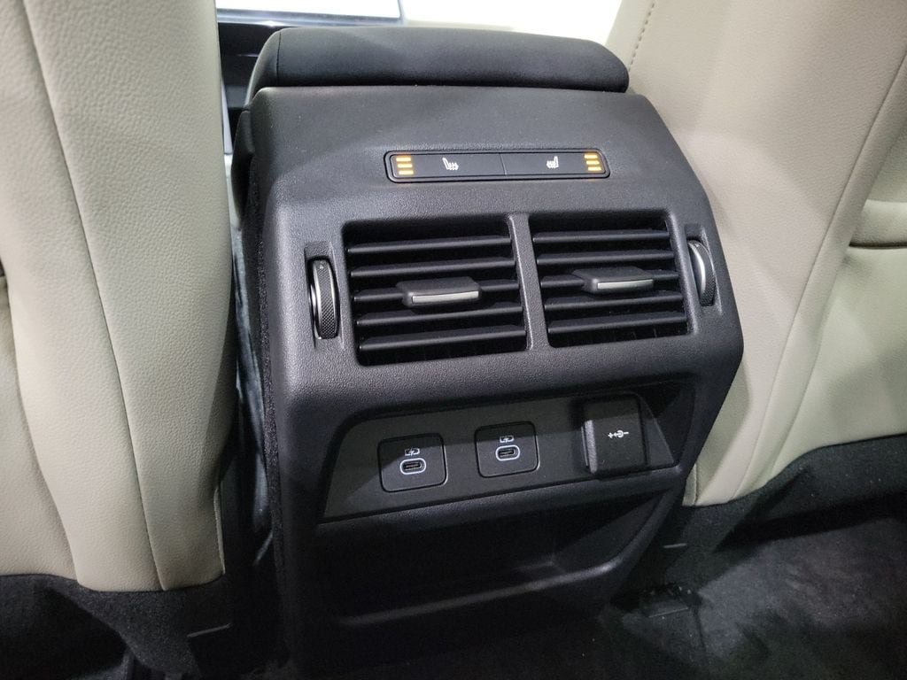 New 2025 Land Rover Discovery Sport S AWD/4WD image 23