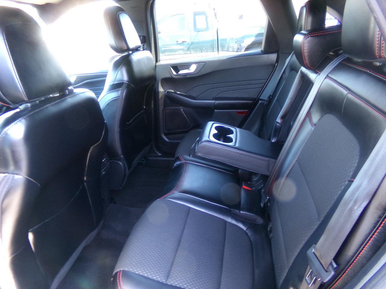 Used 2024 Ford Escape ST-Line Select w/ Tech Pack #1 AWD/4WD image 31