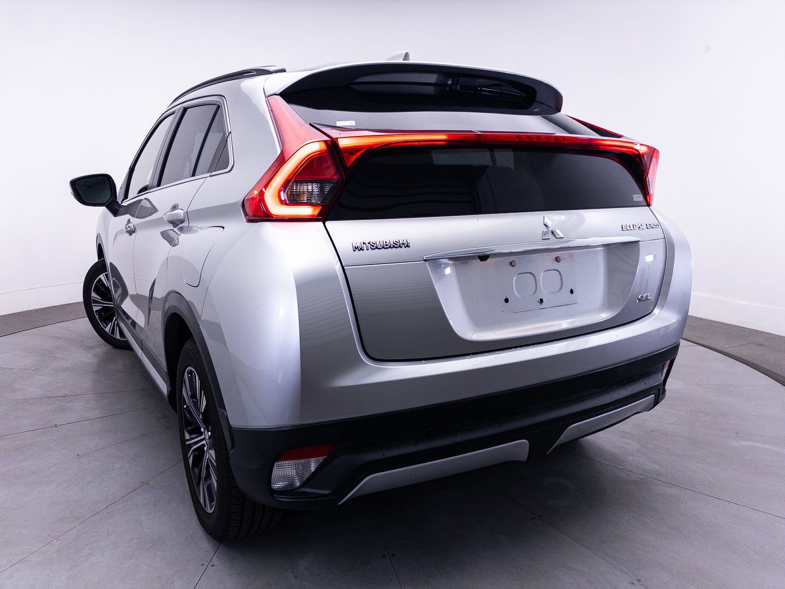 Used 2018 Mitsubishi Eclipse Cross SE AWD/4WD image 5