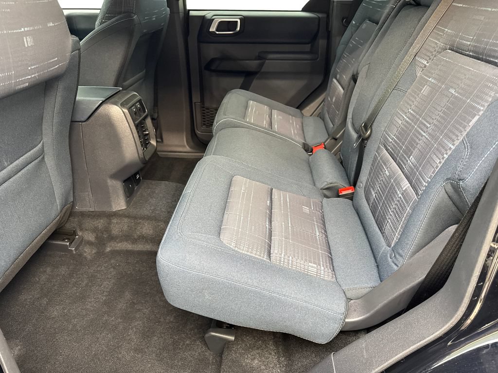 Used 2025 Ford Bronco Heritage Edition AWD/4WD image 32