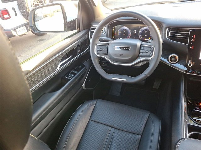 Used 2022 Jeep Wagoneer Series II image 15