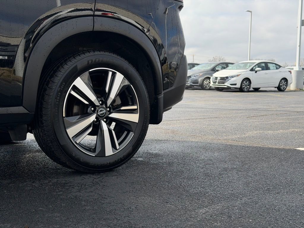 Used 2023 Nissan Rogue SL w/ SL Premium Package image 46