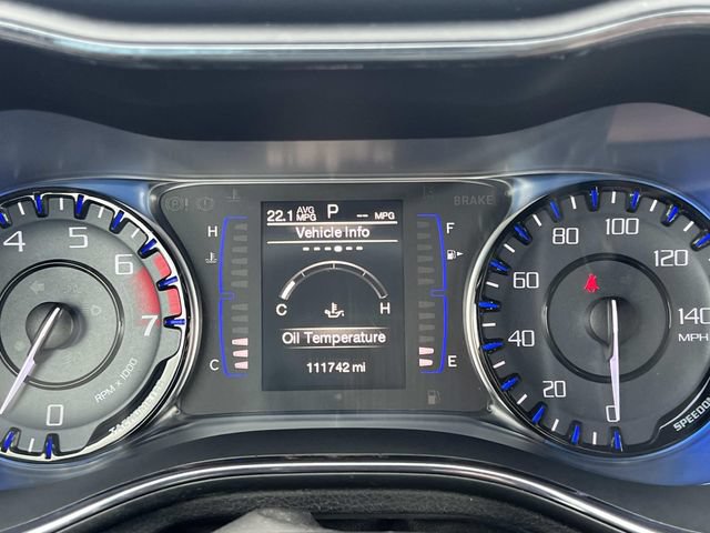Used 2015 Chrysler 200 S w/ Comfort Group FWD image 22