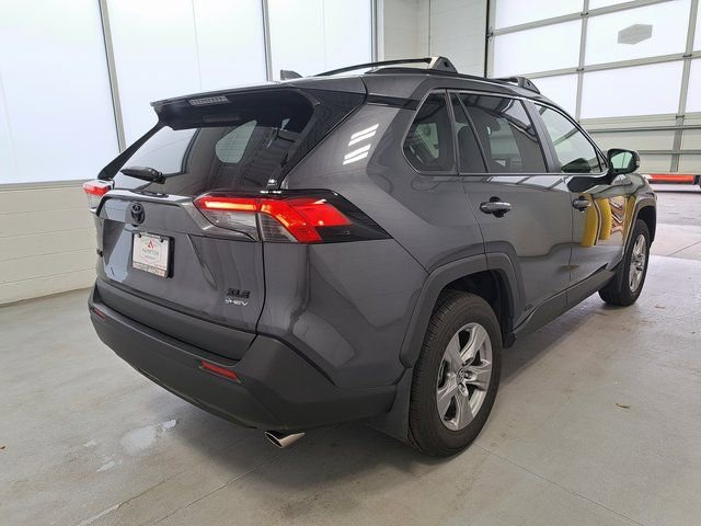 Used 2025 Toyota RAV4 XLE image 6