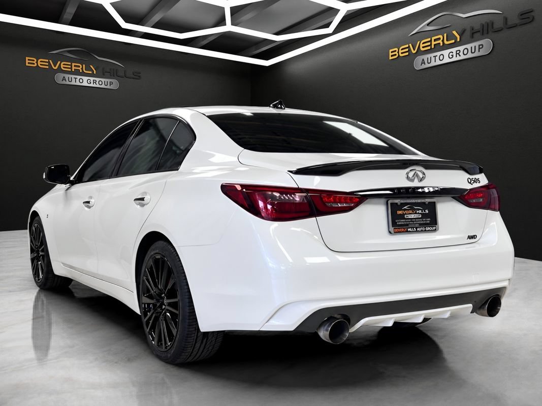 Used 2018 INFINITI Q50 Red Sport 400 AWD/4WD image 3