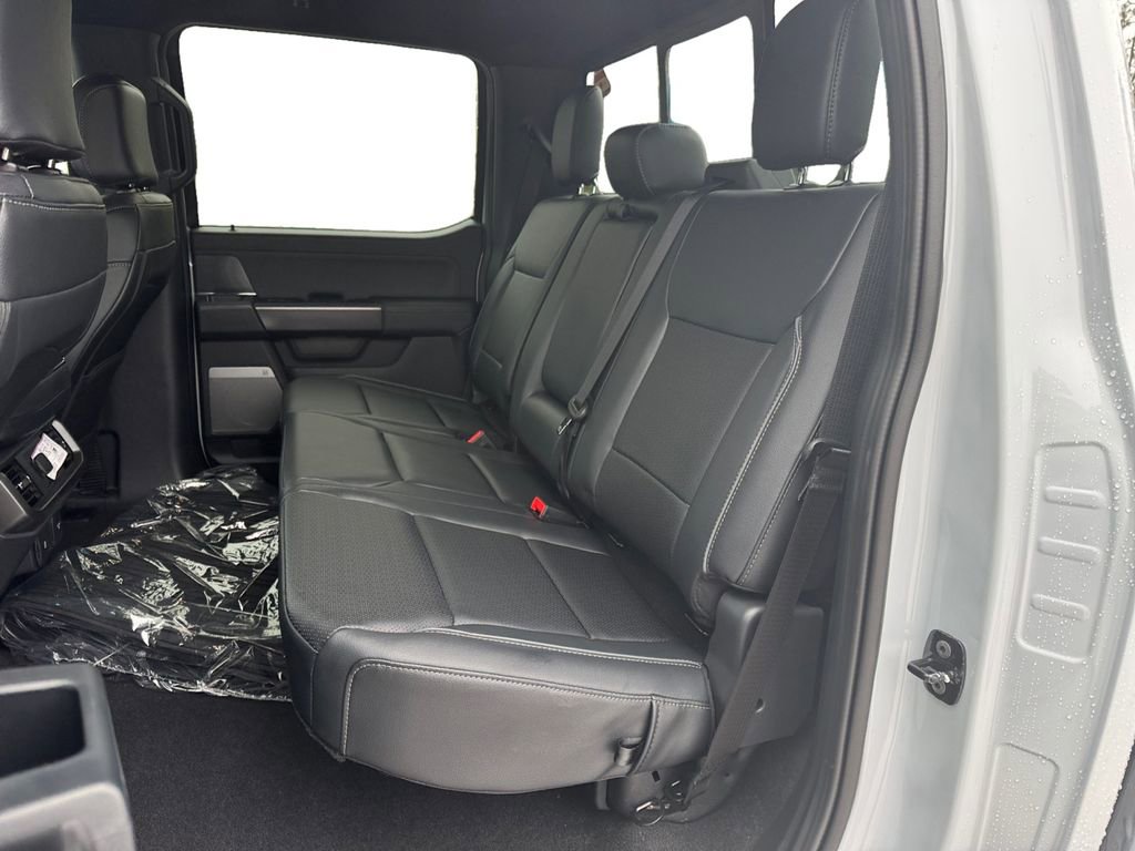 New 2025 Ford F150 Lariat w/ Equipment Group 501A Mid image 16