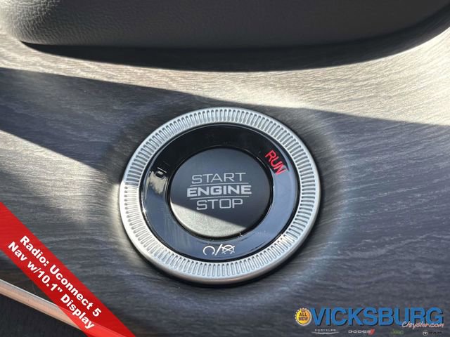 New 2025 Jeep Grand Cherokee Limited image 17