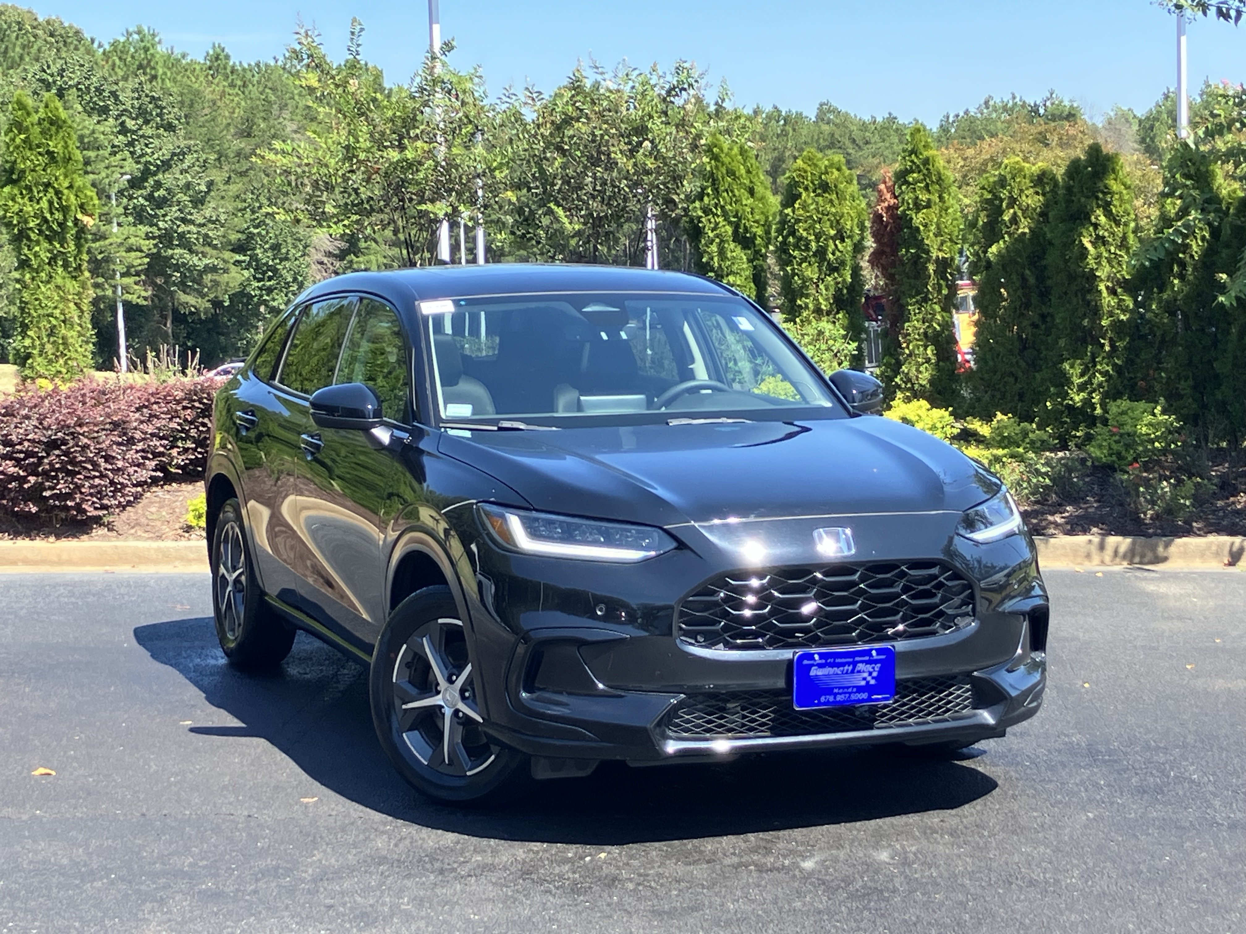 Certified 2024 Honda HR-V EX-L image 2