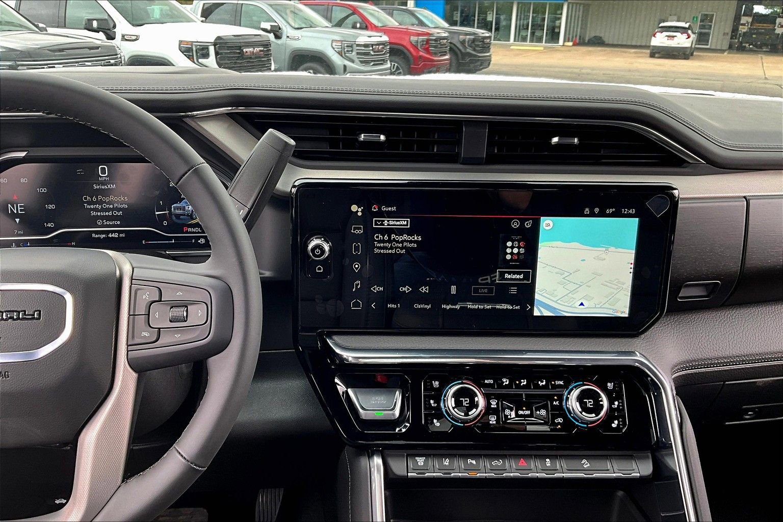 New 2025 GMC Sierra 3500 Denali w/ Denali Reserve Package image 7