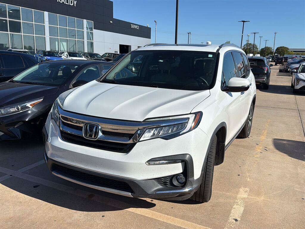 Used 2022 Honda Pilot Touring image 2