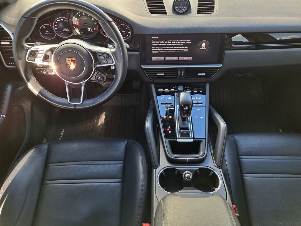 Used 2023 Porsche Cayenne Coupe image 12
