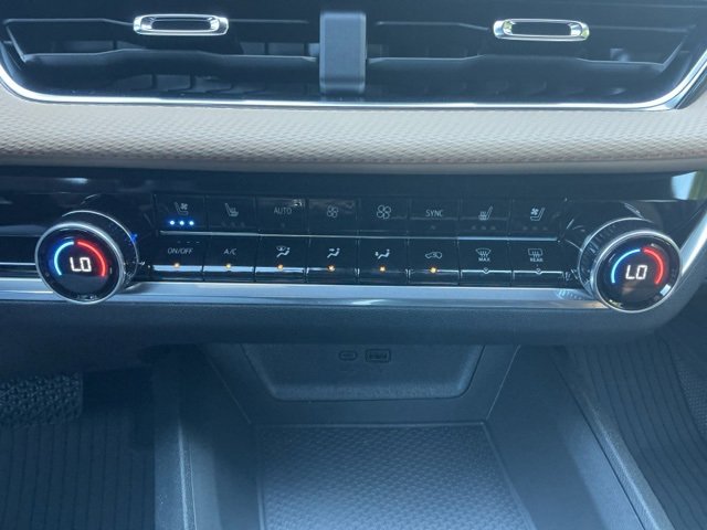 New 2026 Chevrolet Equinox ACTIV w/ Convenience Package III image 14