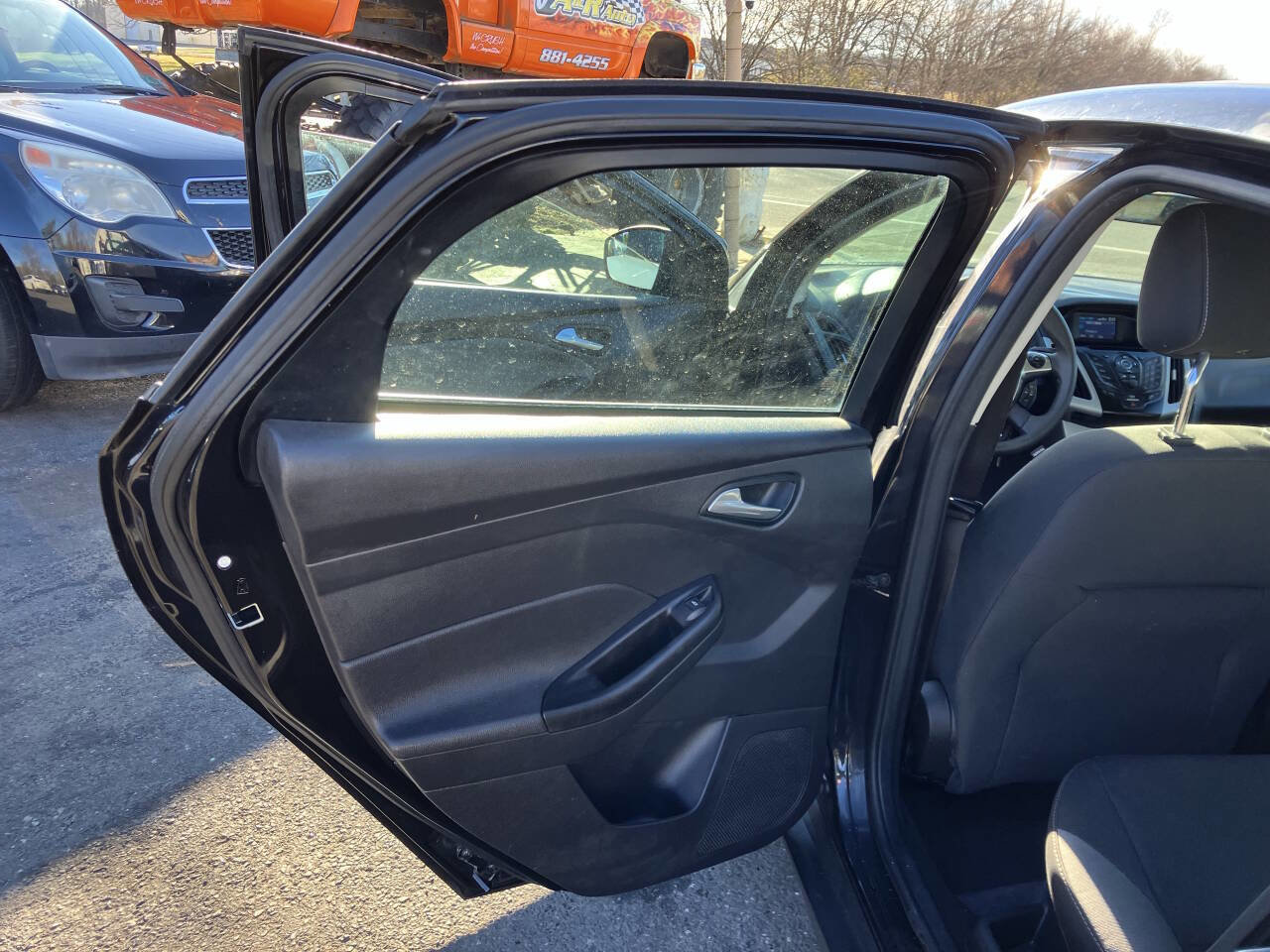 Used 2012 Ford Focus SE image 19