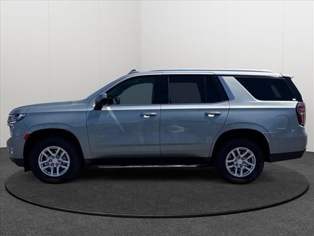 Used 2024 Chevrolet Tahoe LT RWD image 2