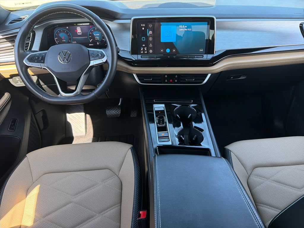 Certified 2024 Volkswagen Atlas Cross Sport SE FWD image 19